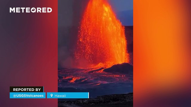 A massive lava fountain over 100 meters high at Kilauea Volcano in Hawaii, USA! In the past few hours, the Halemaʻumaʻu crater has resumed erupting, spewing large amounts of material