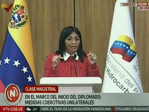 Vpdta. Delcy Rodríguez: Nosotros no reconocemos ninguna jurisdicción que no sea la venezolana