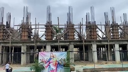 Denuncian construcción de pabellón tiene seis meses paralizada en la Escuela Parroquial Cristo Rey