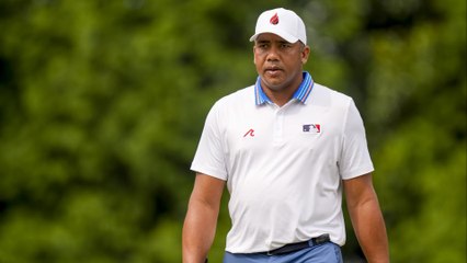 Jhonny Vegas Leads Round with Surge at PGA Championship