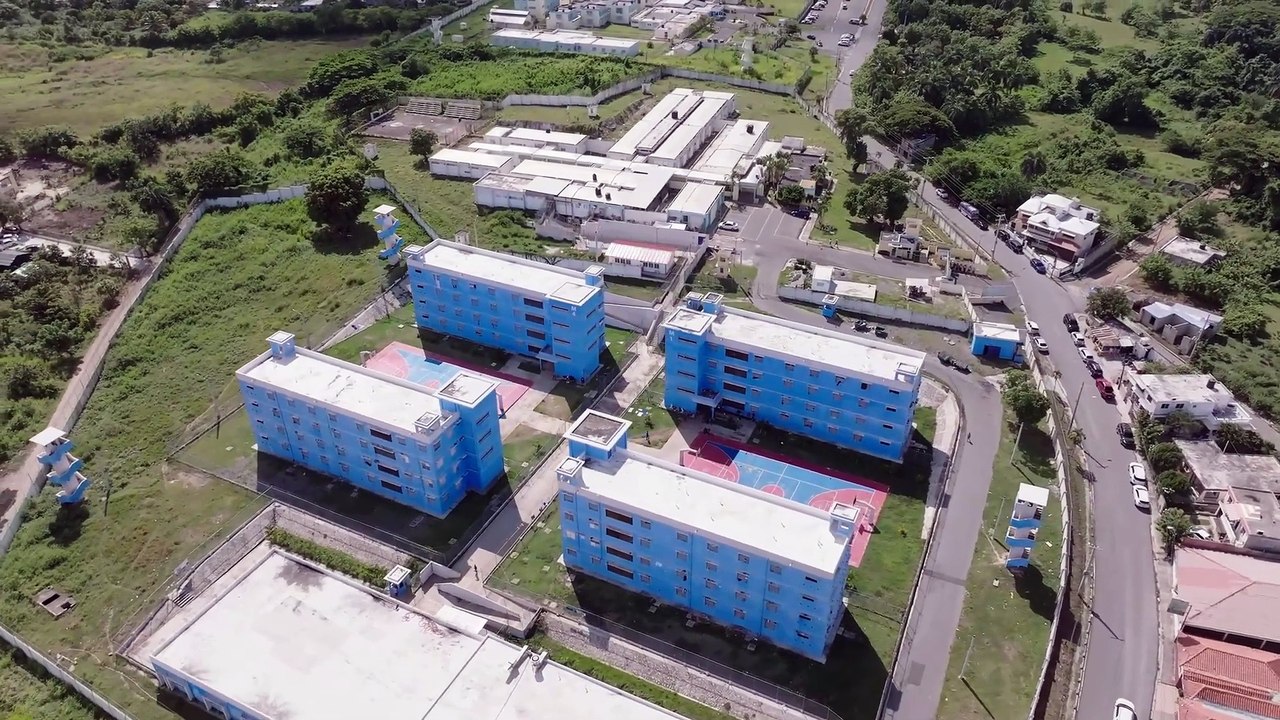Daring Jailbreak: New Orleans Inmates on the Run!