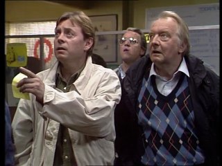 Shelley (1979) S09E04 - The Bug