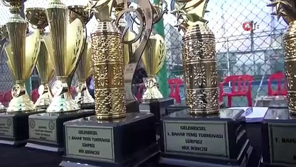 Cizre’de ilk geleneksel kort tenis heyecanı yaşandı