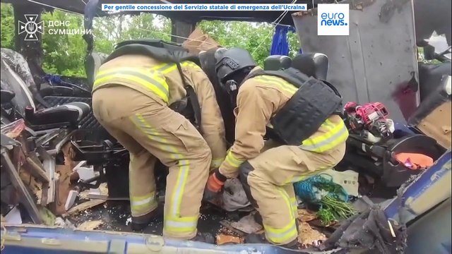 La Russia colpisce con un drone un autobus con civili nella regione di Sumy: 9 morti