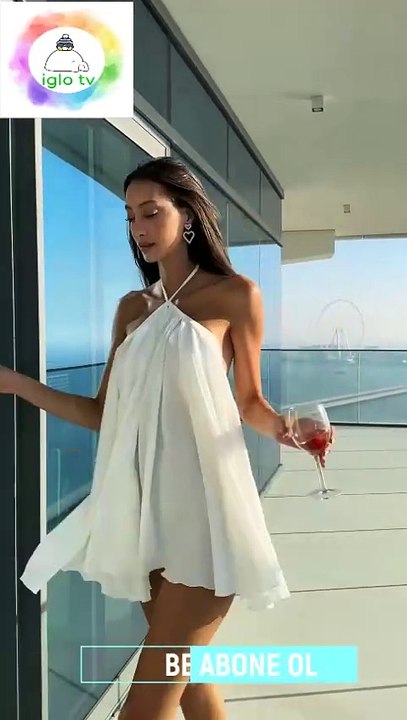 Milyon Dolarlık Evde Podyum Gibi Balkon