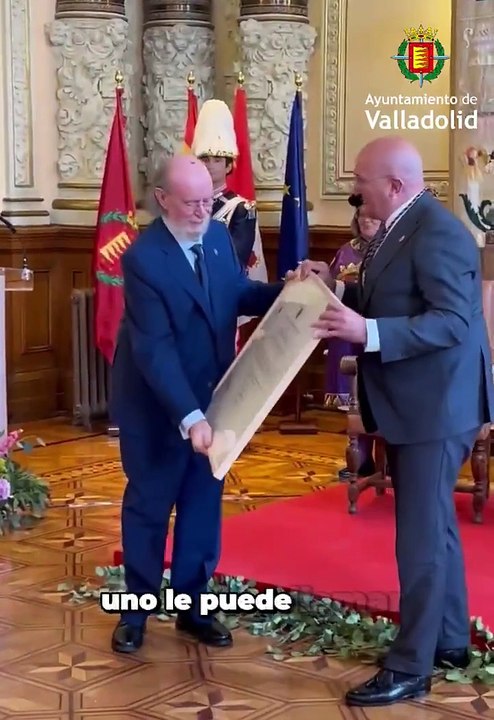 Valladolid rinde homenaje a Joaquín Díaz y le distingue como Hijo Predilecto