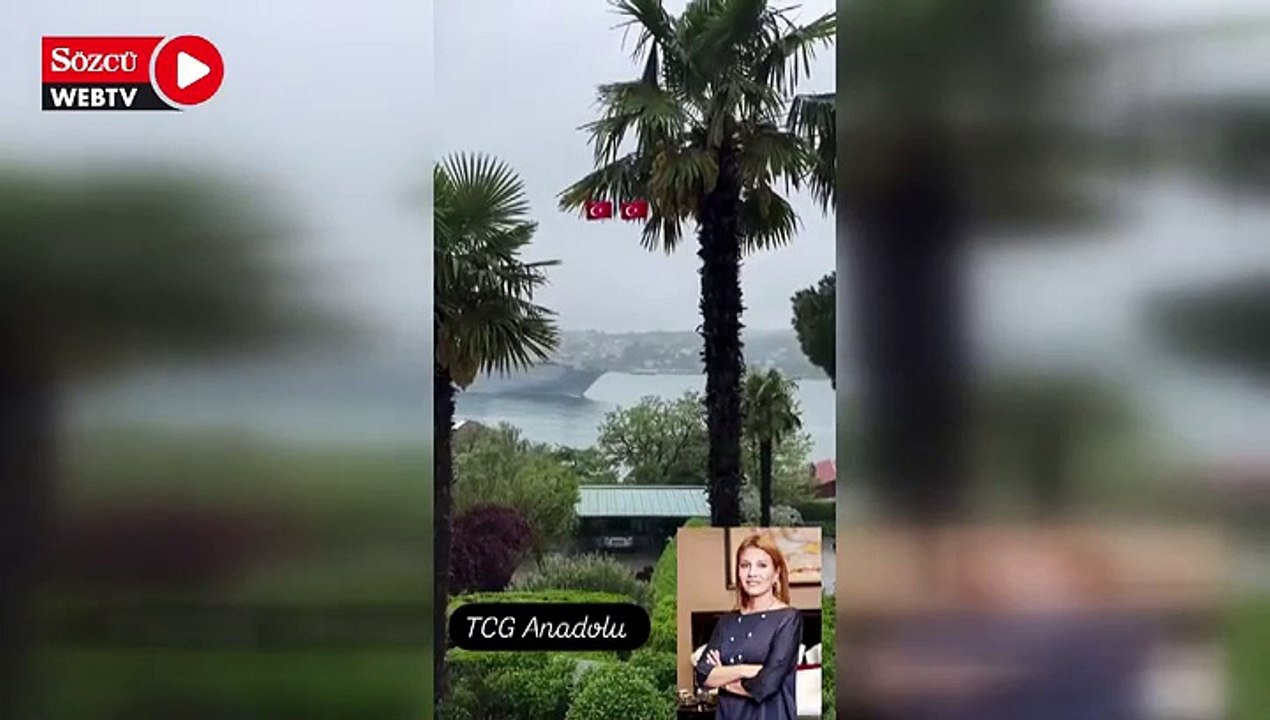 Koç Holding Yönetim Kurulu üyesi Caroline Koç, İstanbul Boğazı'ndaki yalısından TCG Anadolu gemisinin geçişini paylaştı