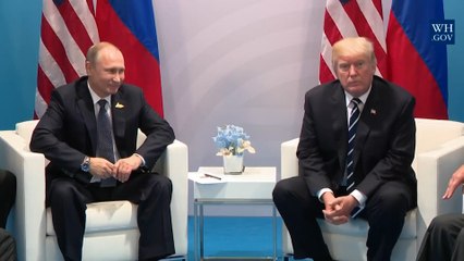 Trump anuncia que hablará con Putin y Zelenski el lunes para poner fin a un "baño de sangre"