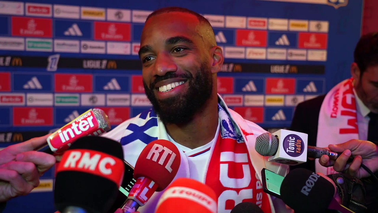 Lacazette : «J’ai réussi à faire une belle carrière à l’Olympique Lyonnais» - Foot - Ligue 1 - OL