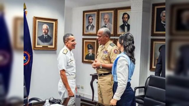 Ministro de Defensa aborda estrategias de seguridad en El Salvador