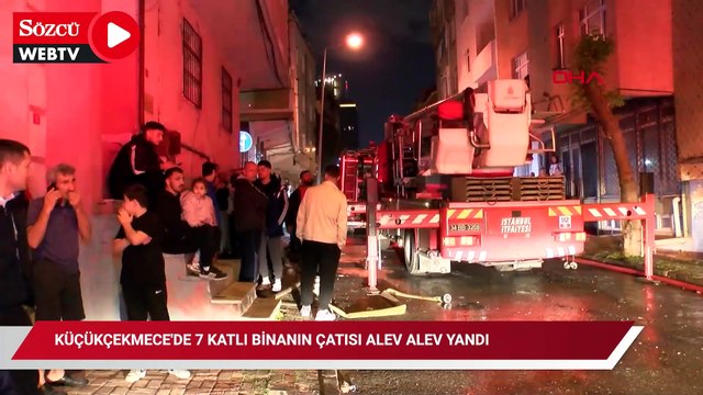 Küçükçekmece'de 7 katlı binanın çatısı alev alev yandı; havai fişek iddiası