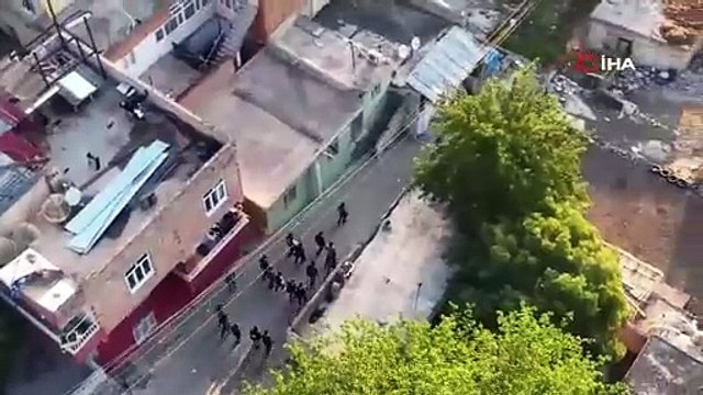 UNESCO Dünya Kültür Mirası Listesi’nde yer alan Hevsel Bahçeleri’nde 2 milyar TL değerinde uyuşturucu madde ele geçirildi