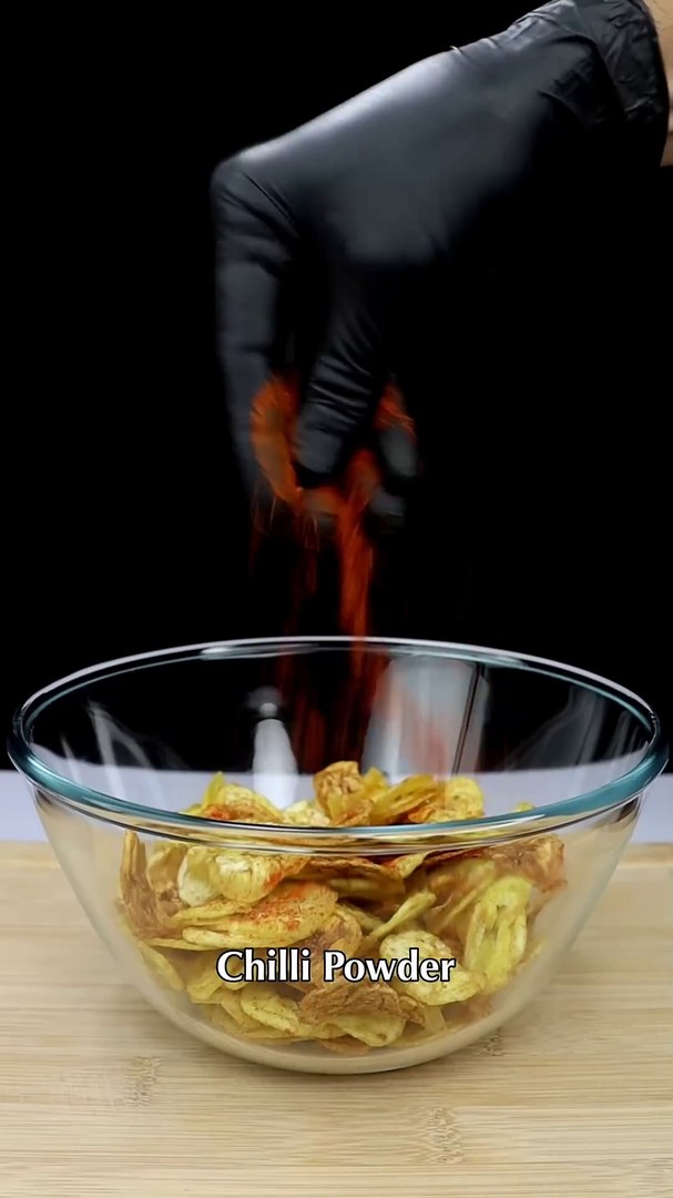 ⁣crispy banana chips asmr / ASMR / GREAT ASMR