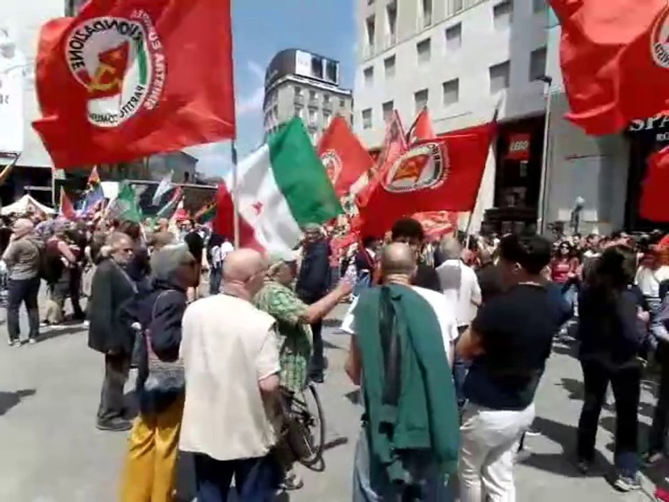 STOP NAZI! PIAZZA SAN BABILA A MILANO (17 MAGGIO 2025)