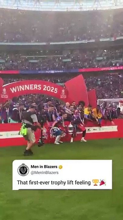 Crystal Palace Lift Trophy