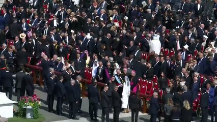 Los reyes, en la misa del Papa León XIV