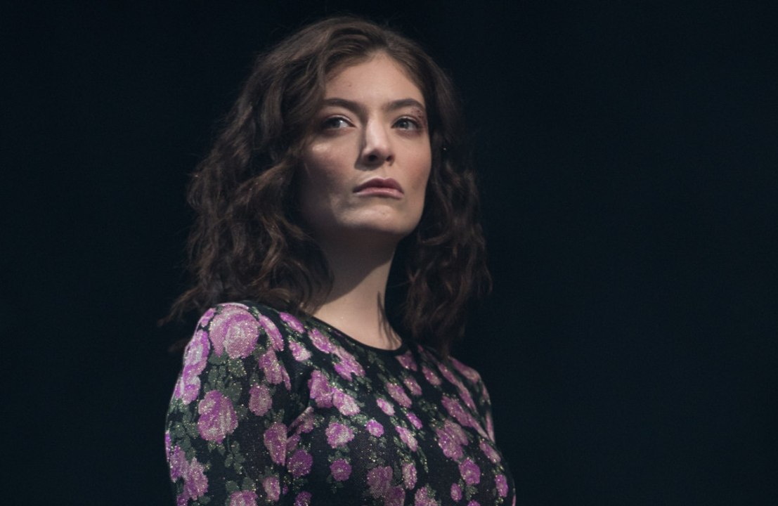 Lorde über geschlechtsidentität: an manchen tagen ist sie eine frau, außer an den tagen, an denen sie ein mann ist