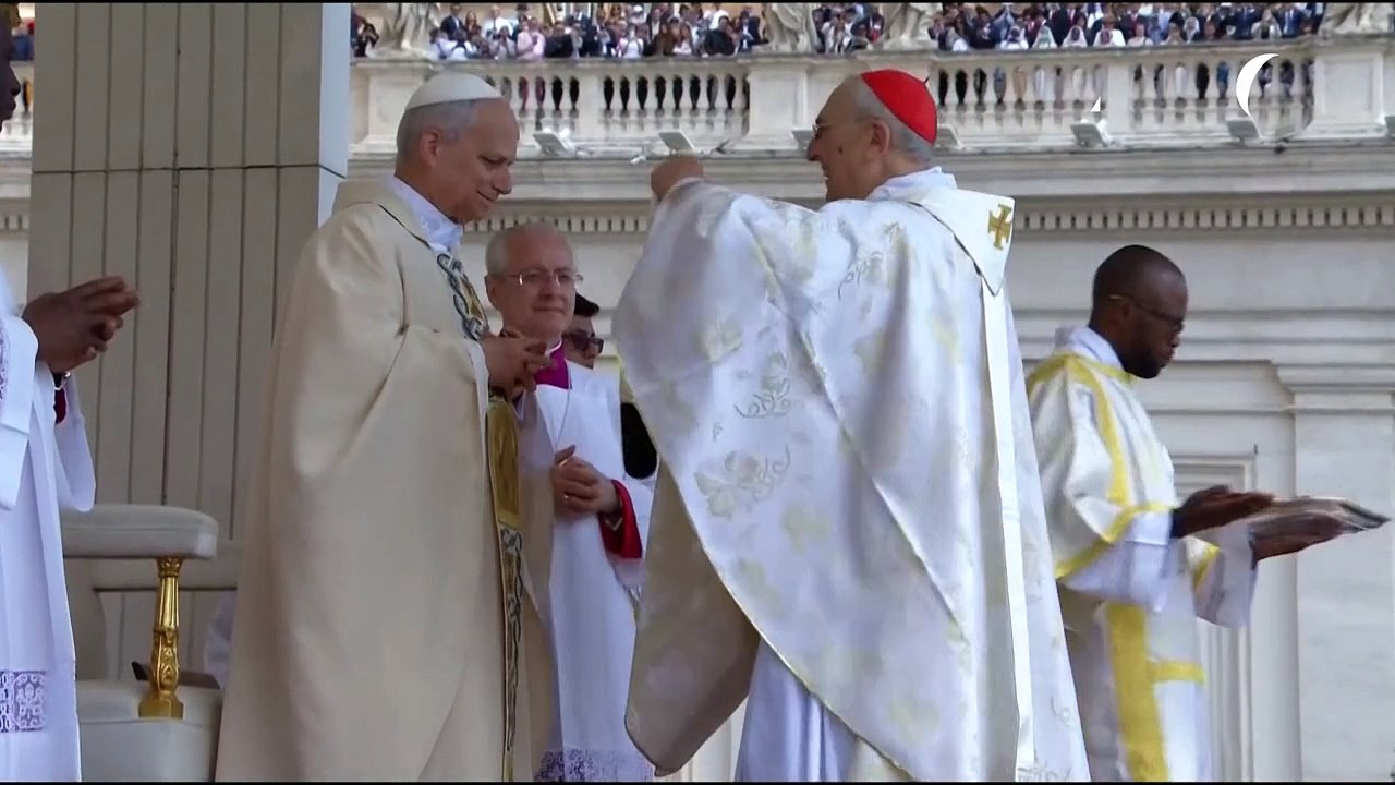 Papst leo xiv. feierlich ins amt eingeführt