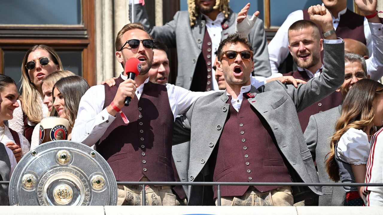 'Sweet Caroline': Kane im Party-Modus bei seiner ersten Meisterfeier