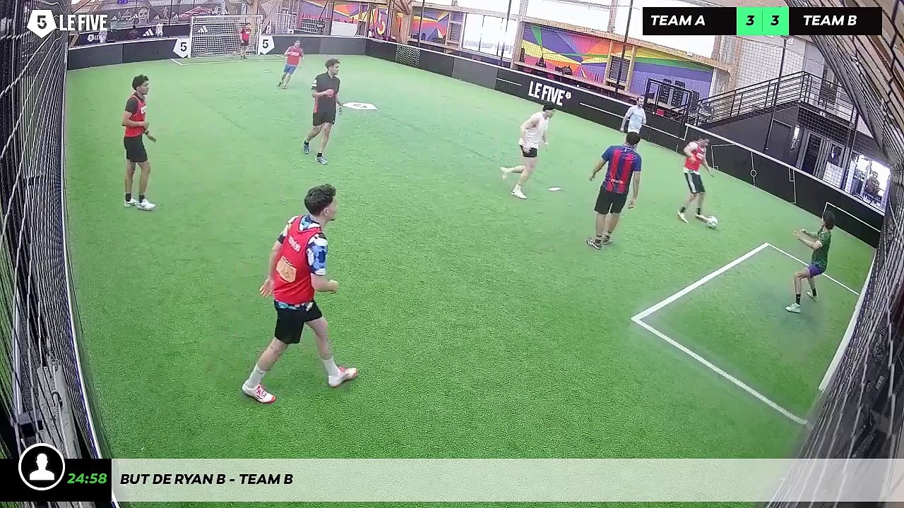 But de Ryan B - Team B
