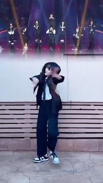 Stray Kids “Bounce Back” dance 🔥 Happy #StrayKids 7th debut anniversary ❤️ #bounceback #kpopdance