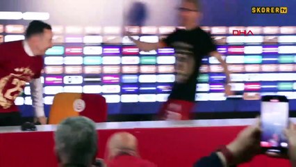 Şampiyon Galatasaray! Cim Bom 5. yıldızı taktı