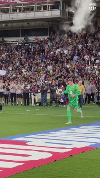 La celebración del Barça como campeón en Montjuïc