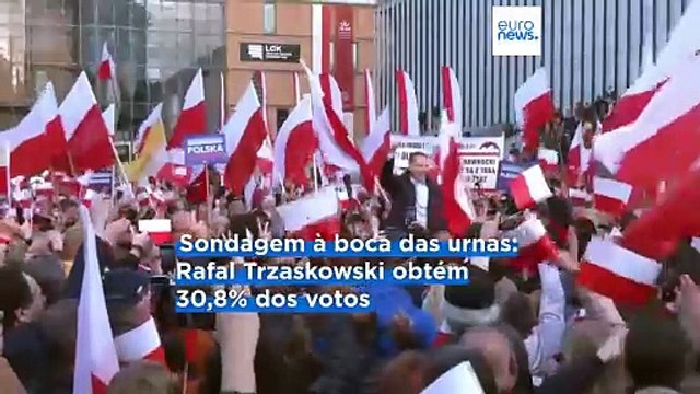 Sondagens à boca das urnas: Trzaskowski vence primeira volta das eleições presidenciais polacas