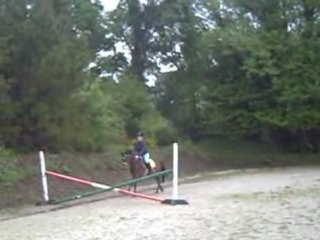 Océane et Pinkie saut 1mètre18