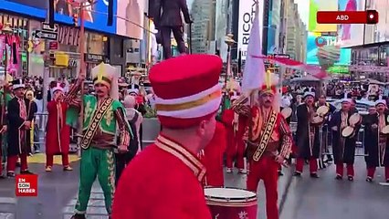 Mehteran Birliği’nden Times Meydanı’nda görkemli konser