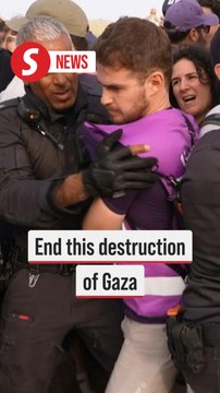 Hundreds of anti-war activists in Israel clash with police as they march towards Gaza border