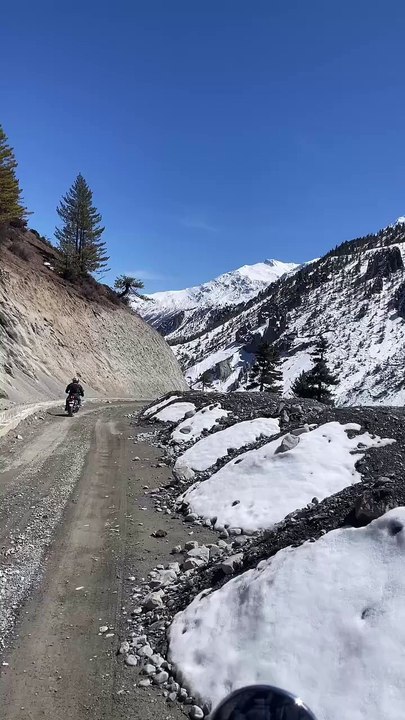Manang Motorcycle Tour: Epic Himalayan Ride to Nepal’s Hidden Valley
