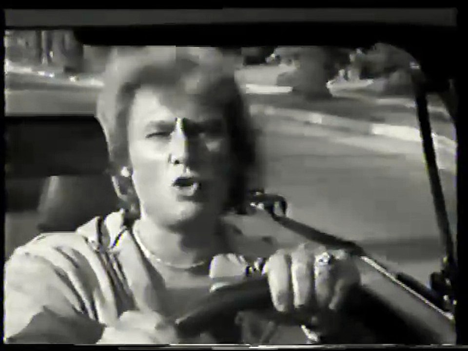 Johnny Hallyday – C’est pas facile (Clip TV – Palmarès 81, Antenne 2 – 16 Décembre 1981)