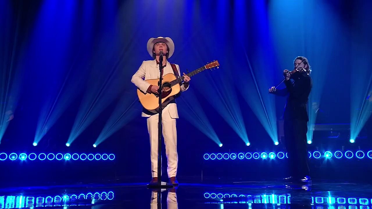 John Foster Performs His New Single "Tell That Angel I Love Her" - American Idol 2025 Grand Finale
