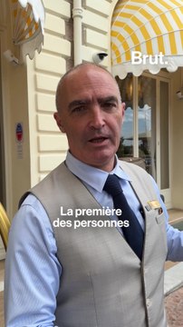Cannes 2025 - Avec un voiturier du Carlton.