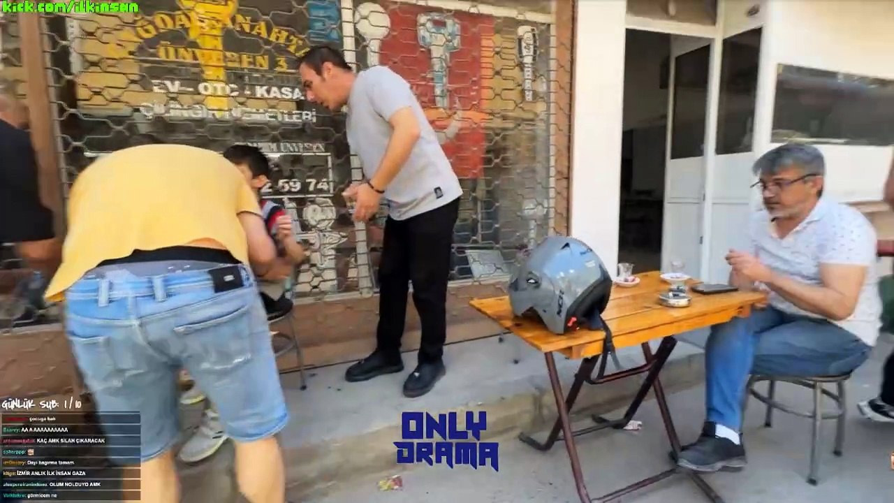 İlk İnsan'ın canlı yayınında kaza yaşandı.  Kaza sonucu küçük çocuk hafif yaralandı ve tartışma çıktı. Olay yerine kısa bir süre polis geldi.