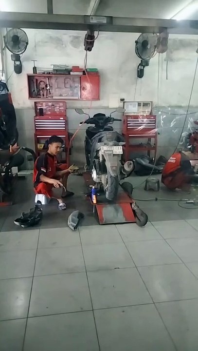 servis bengkel resmi