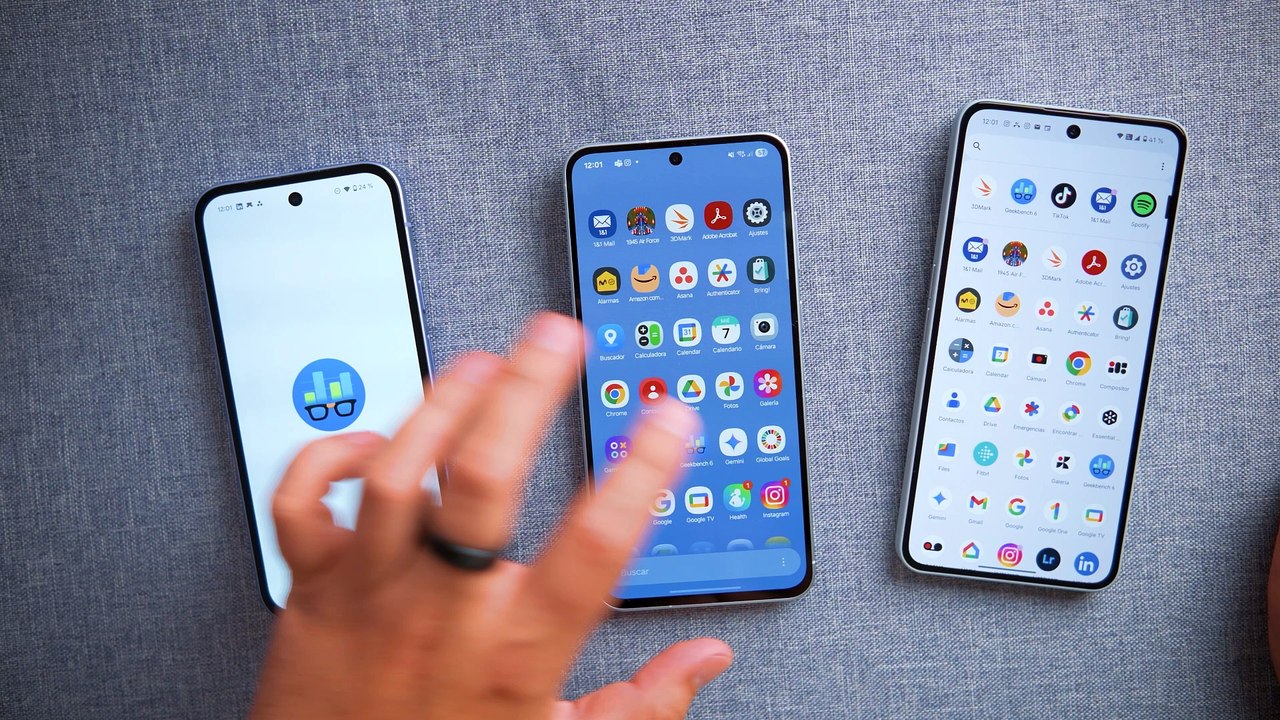 Pixel 9a vs Samsung Galaxy A56 vs Nothing Phone (3a) Pro, ¿qué gama media comprar?