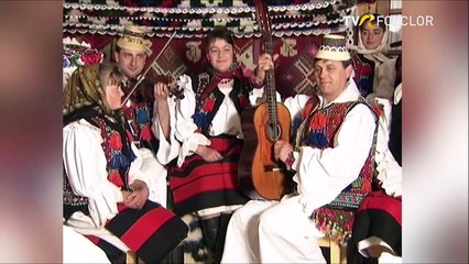 Hora satului - Bauta la Hoteni (arhiva TVR - 2000)