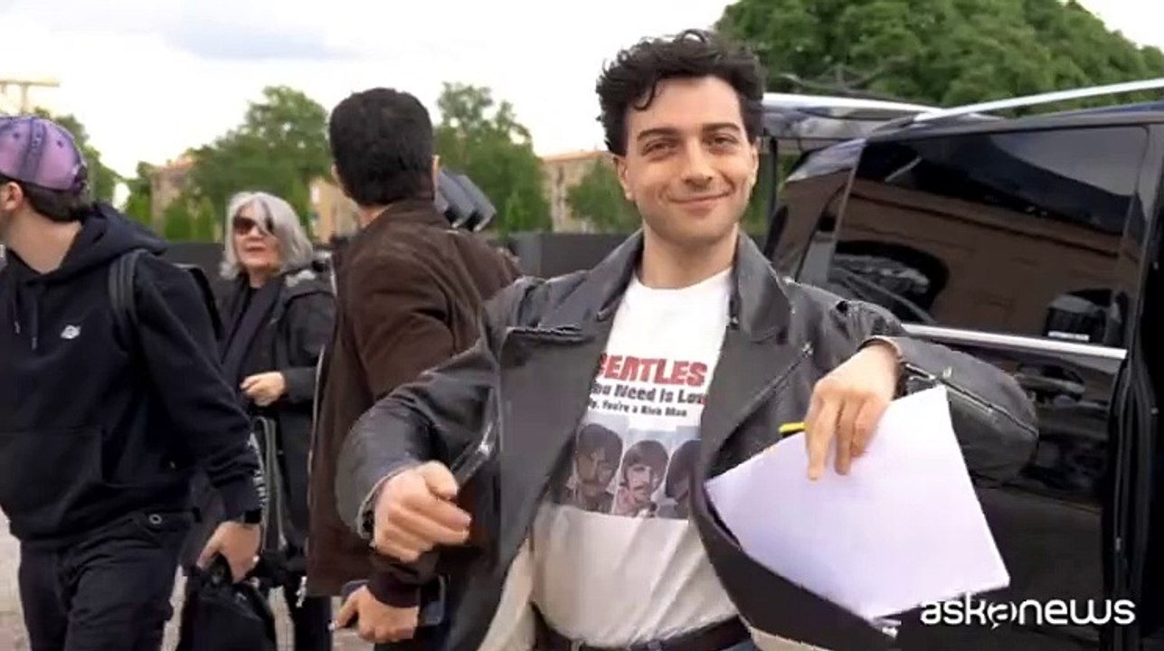 Il Volo: stasera in tv lo show "Tutti per Uno - Viaggio nel tempo". Con tanti amici sul palco