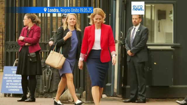 Ue-Regno Unito, svolta nei rapporti post-Brexit: nuovo accordo su pesca, energia e difesa