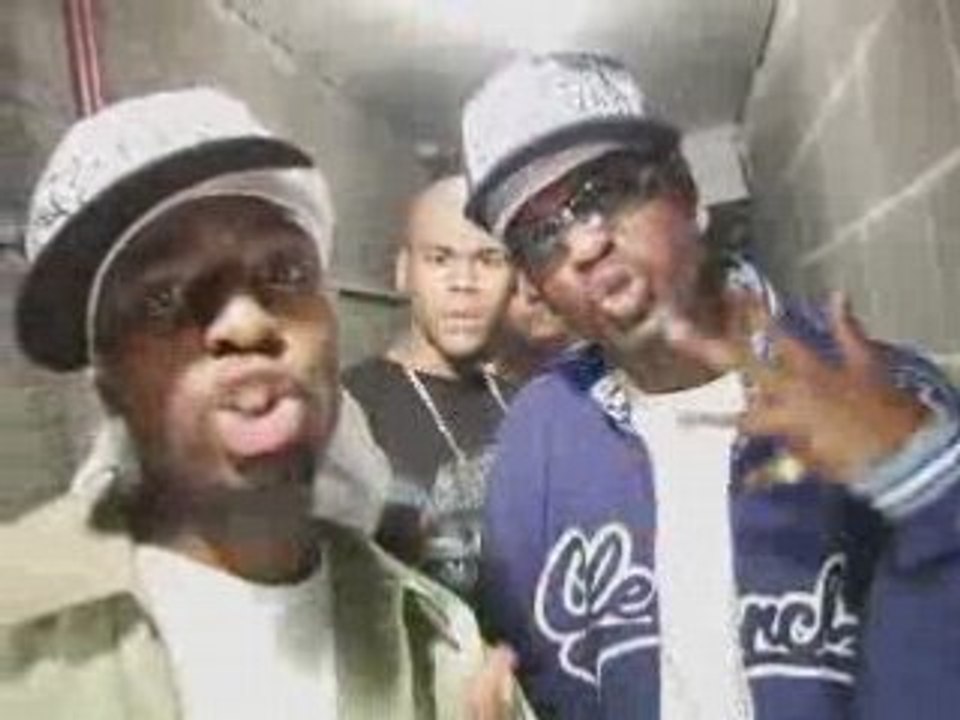 Dezed-Monkey bizness