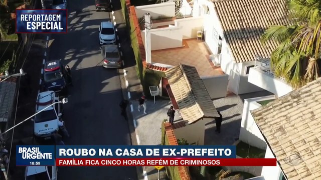 Bandidos invadem casa de ex-prefeito, ameaçam e fazem família refém