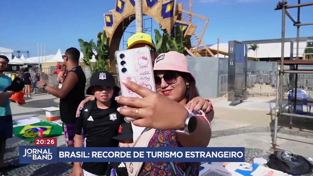 Brasil recebeu 4,5 milhões de estrangeiros de janeiro a abril