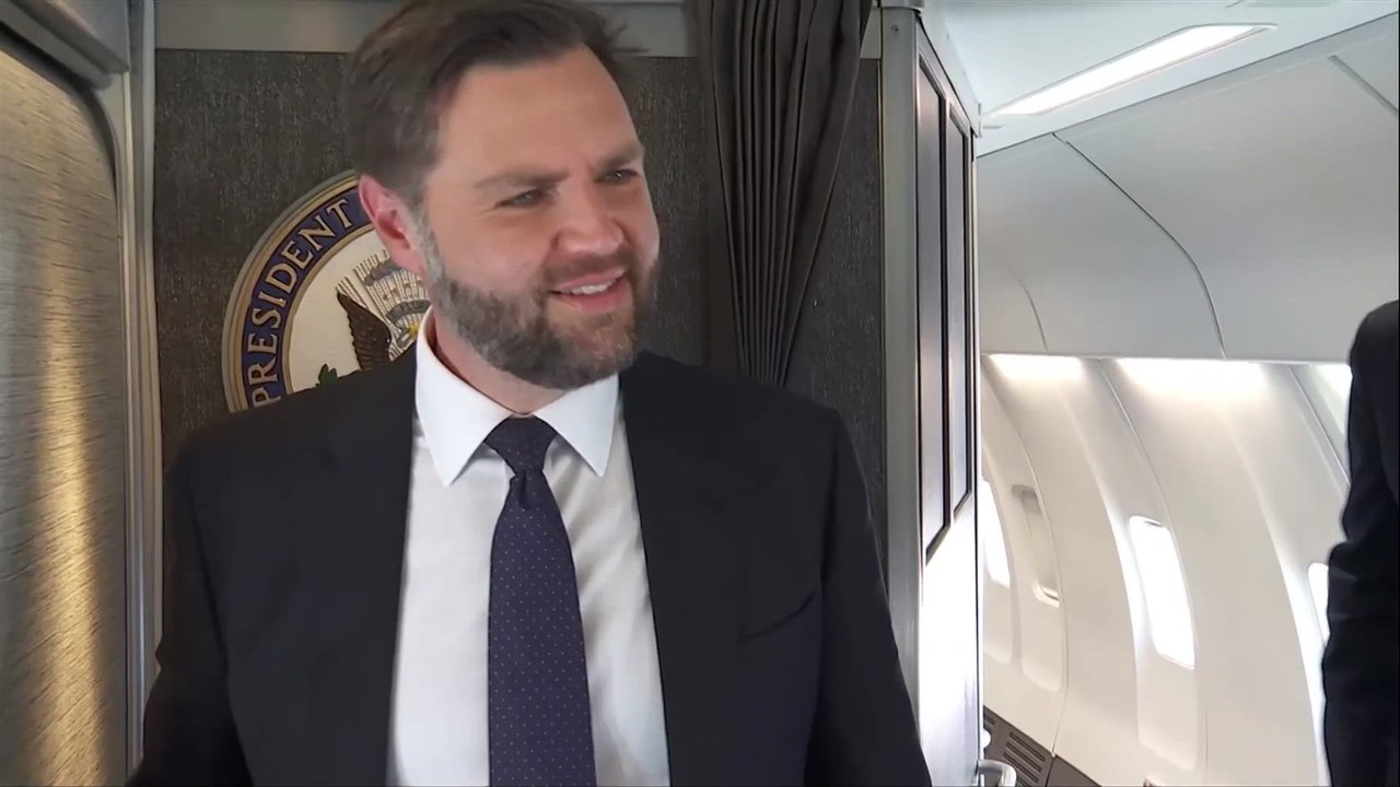 “This Is Biden and Putin’s War”: JD Vance’s Explosive Claim