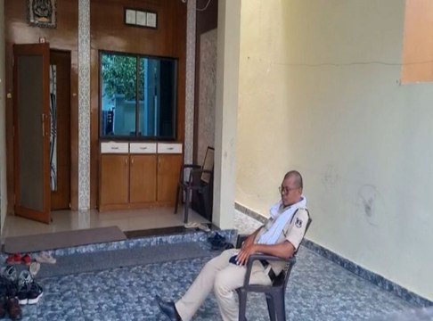 ACB raid: Video: एसीबी ने शराब सप्लायर अशोक अग्रवाल के घर पर मारा छापा, 14 करोड़ के जमीन के दस्तावेज जब्त