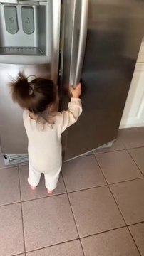 Cute baby new not laughing challenge video 😅📸 cute baby's new viral funny video 😂 cute baby ❤️#shorts #shortvideo #viralvideo #viralshort #funny #funnyvideo #comedy #kids #challenge #laughing