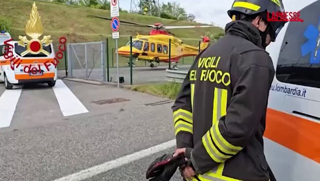 Scontro tir-bus scolaresca nel Comasco: le immagini dei soccorsi