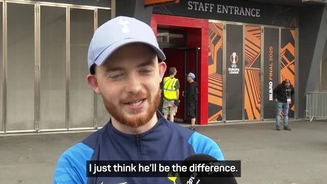 Solanke? Fernandes? Maguire? - Fans predict who will be the hero in UEL final