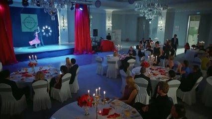 63. Estado Civil: Complicado (Iliski Durumu: Karisik), en español